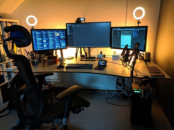Home office setup in March 2020